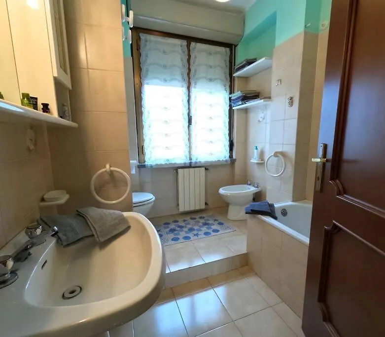 Little Home Пиньйоне